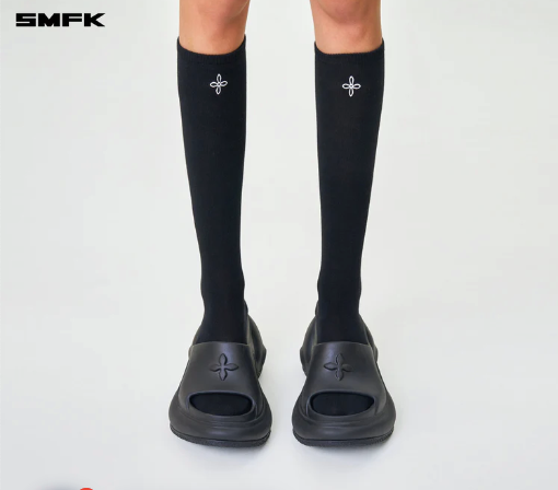 COMPASS HUG SPORTS MID-CALF SOCKS BLACK (2 PAIRS)