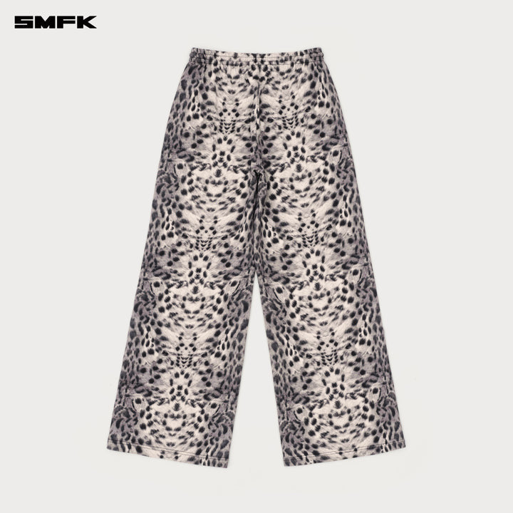FUTURE GENETICS WIDE LEG SWEATPANTS WHITE LEOPARD PRINT