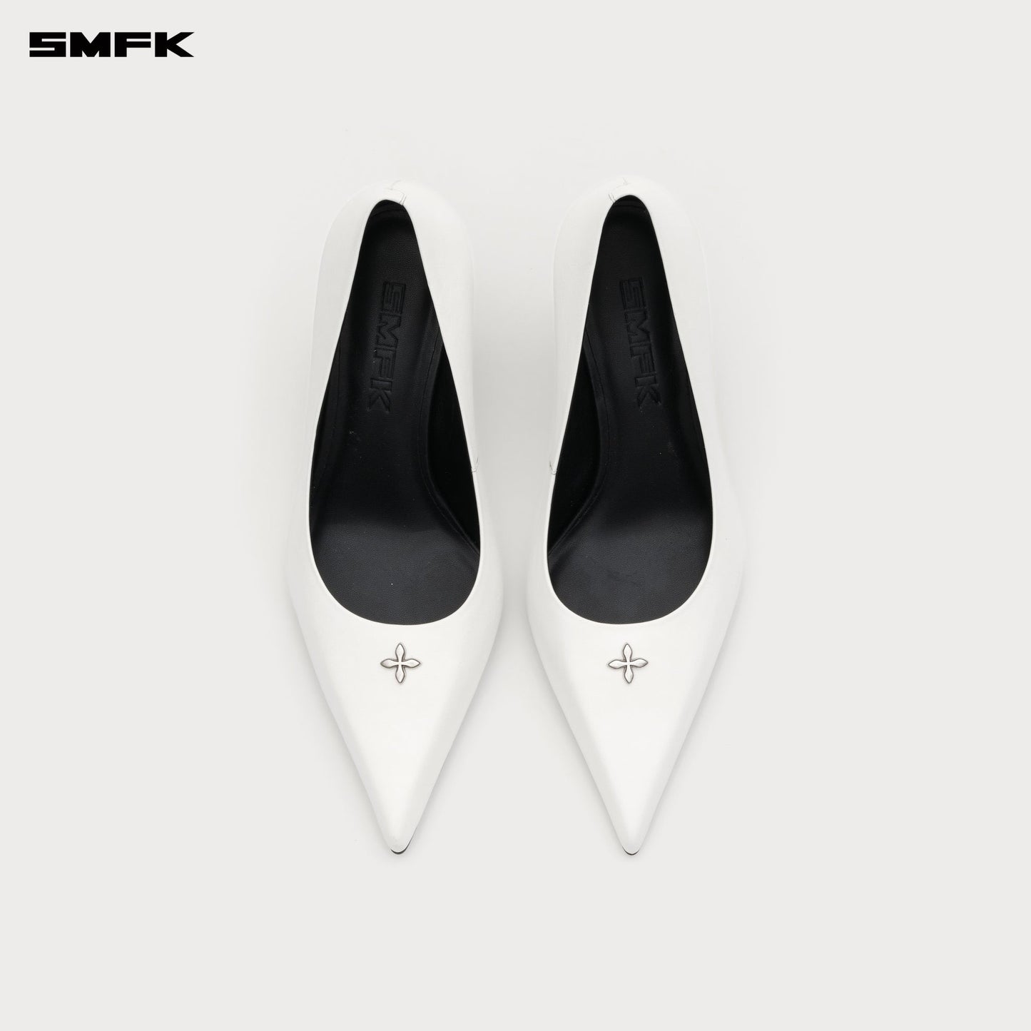 COMPASS RIVET CLASSIC HIGH HEELS 8CM IN WHITE