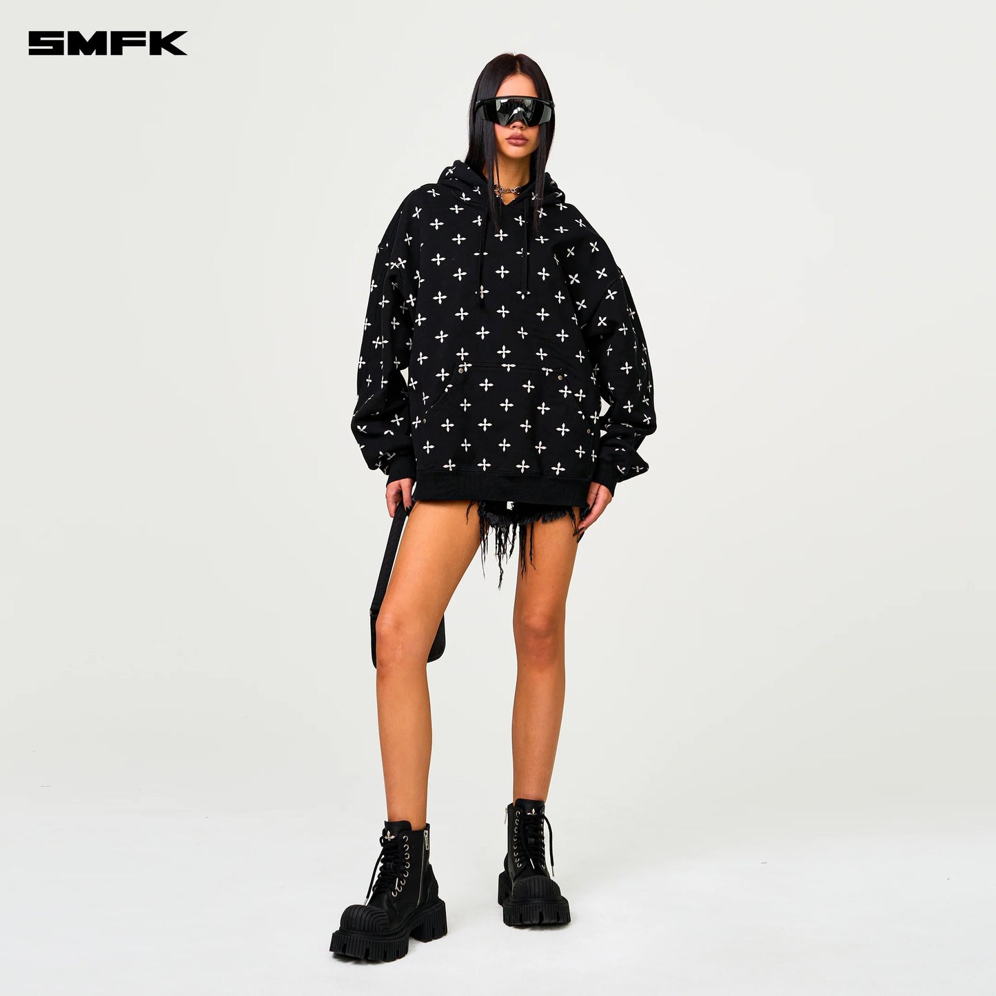 COMPASS BLACK GARDEN WIDE HOODIE - BLACK GARDEN