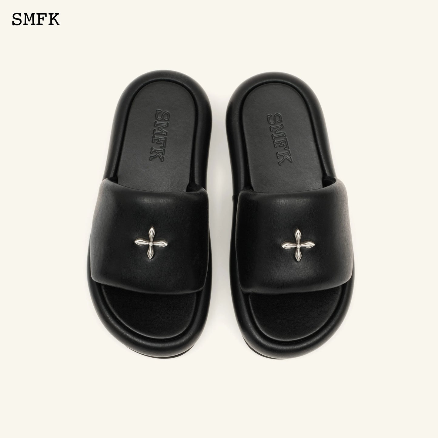 Compass Cross Classic Slippers Black