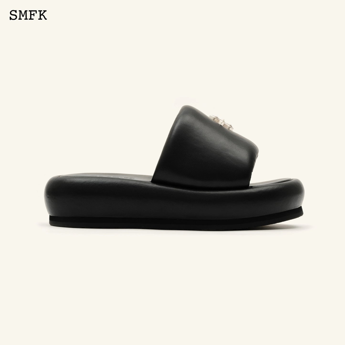 Compass Cross Classic Slippers Black