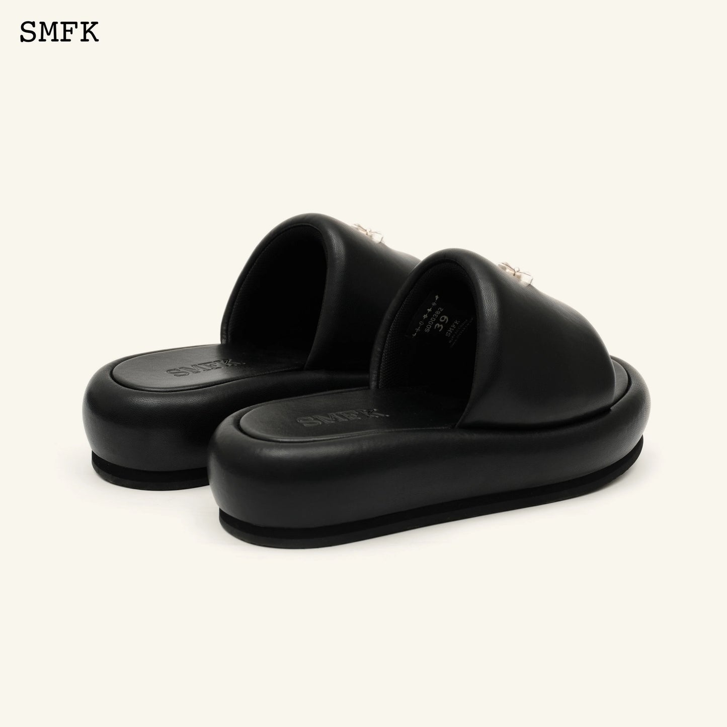 Compass Cross Classic Slippers Black