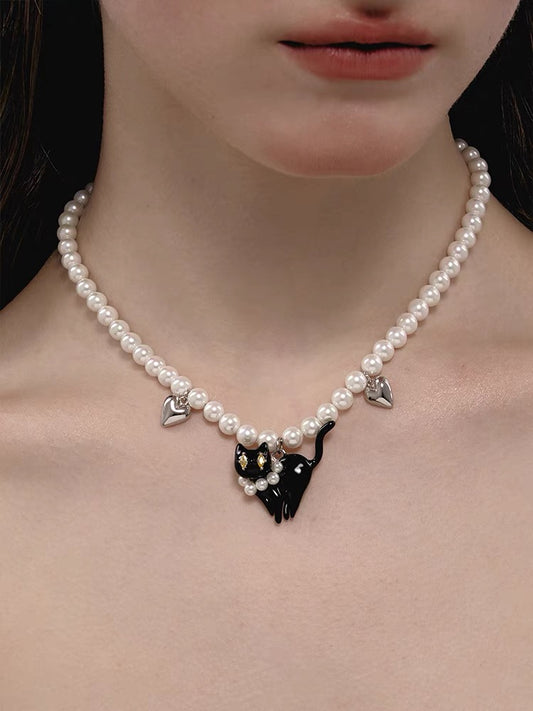 Pearl Heart Surprise Cat Necklace