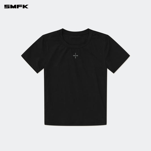 Compass Hug Skin-Tight Fitting Tee Black