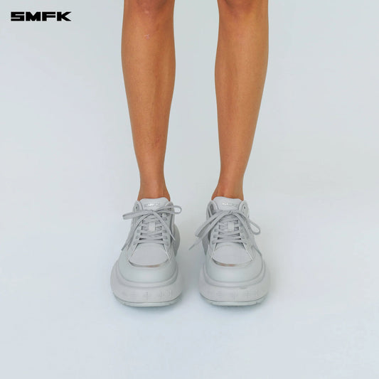 SMFK FUTURE RIPPLE THICK-SOLED SNEAKER IN GRAY