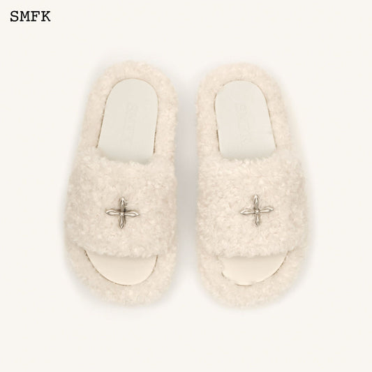 Compass White Velvet Furry Slipper