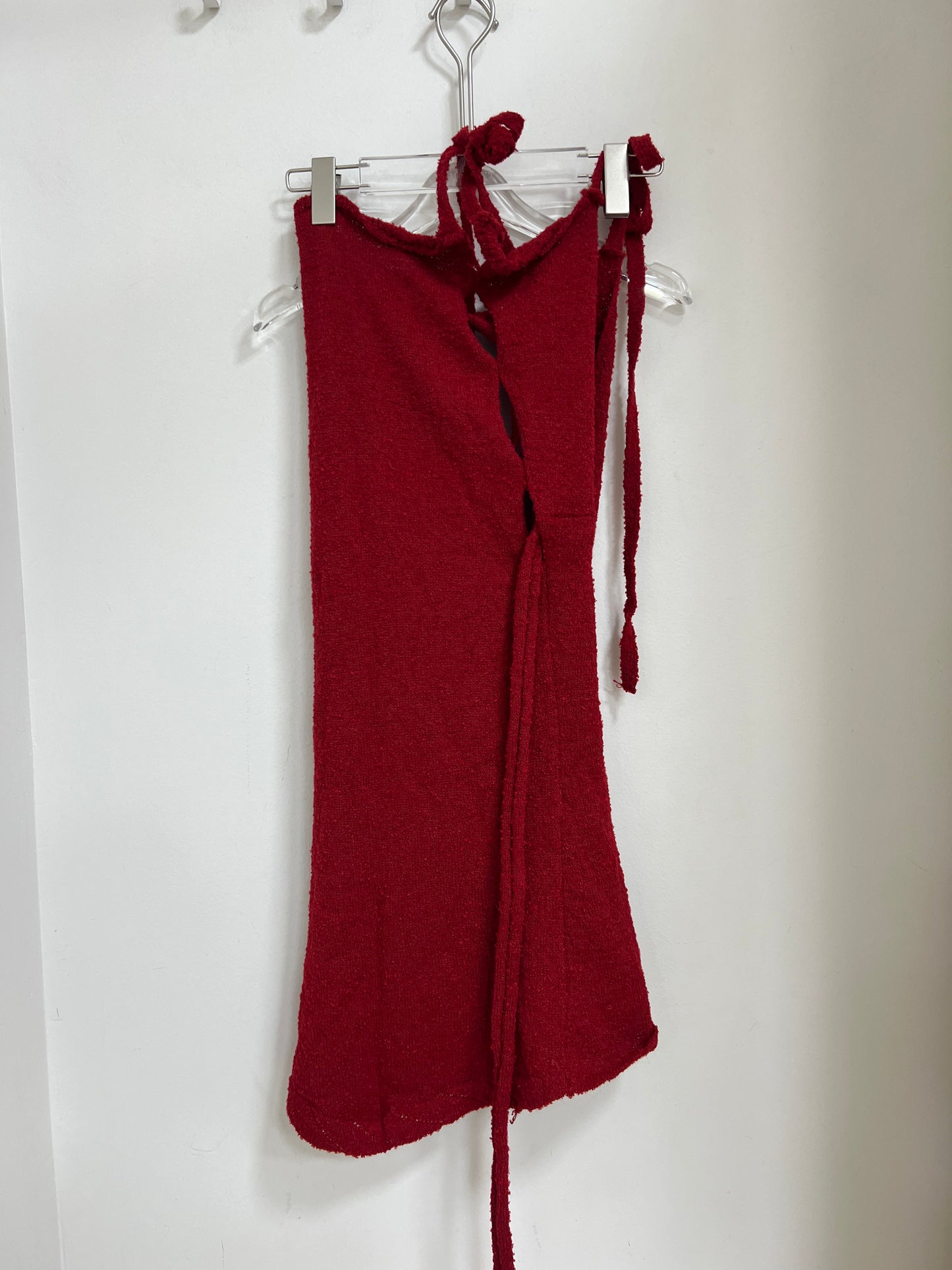红色系绳长裙