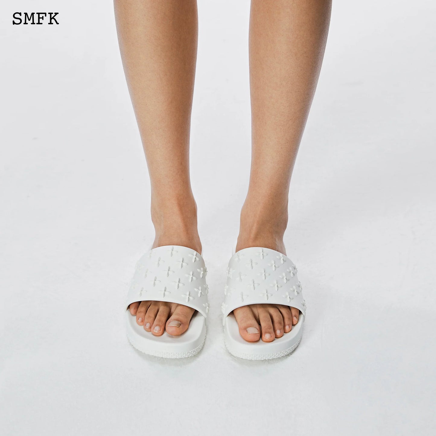 Garden Sports Slippers White