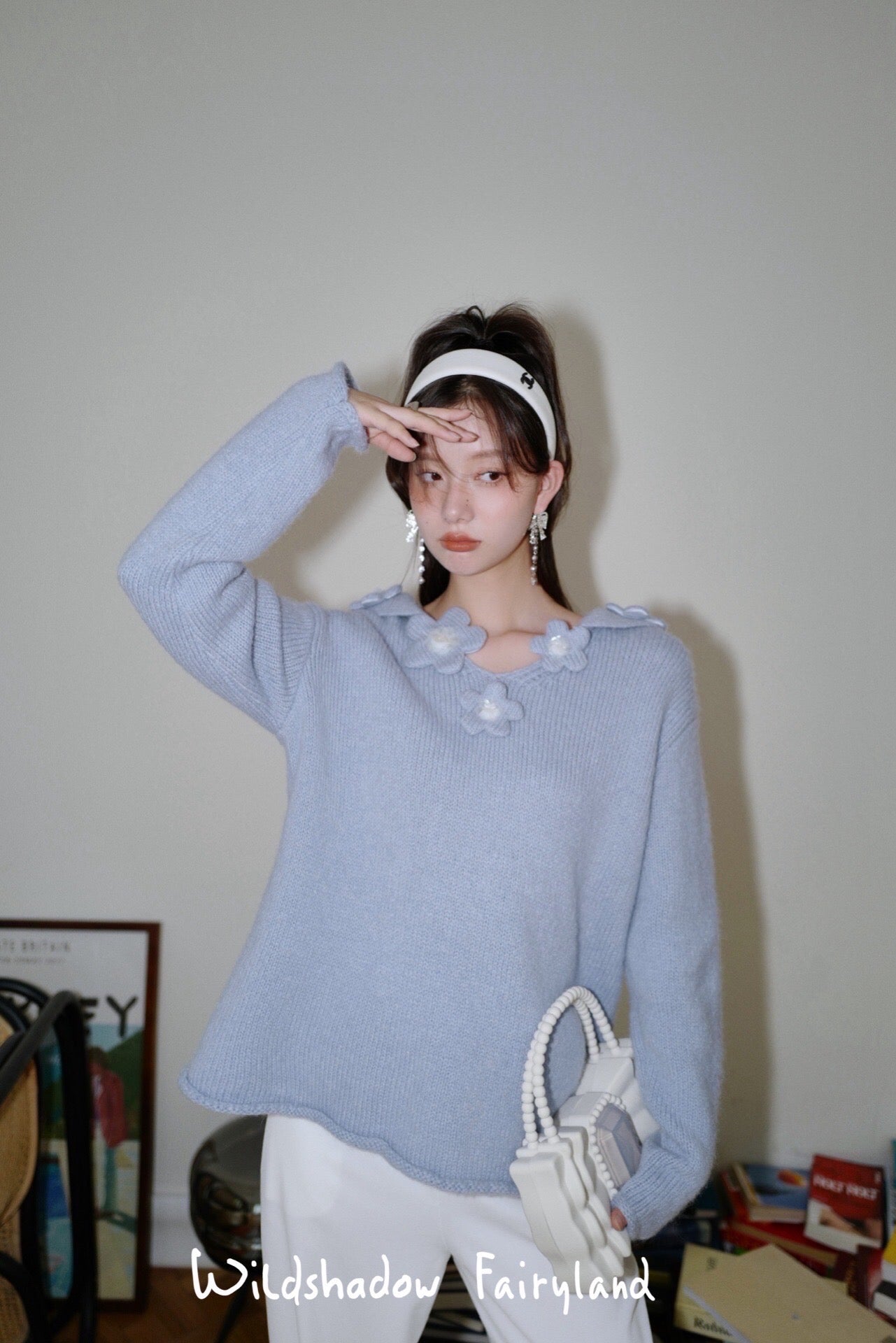 Flower Collared Knit Sweater Blue